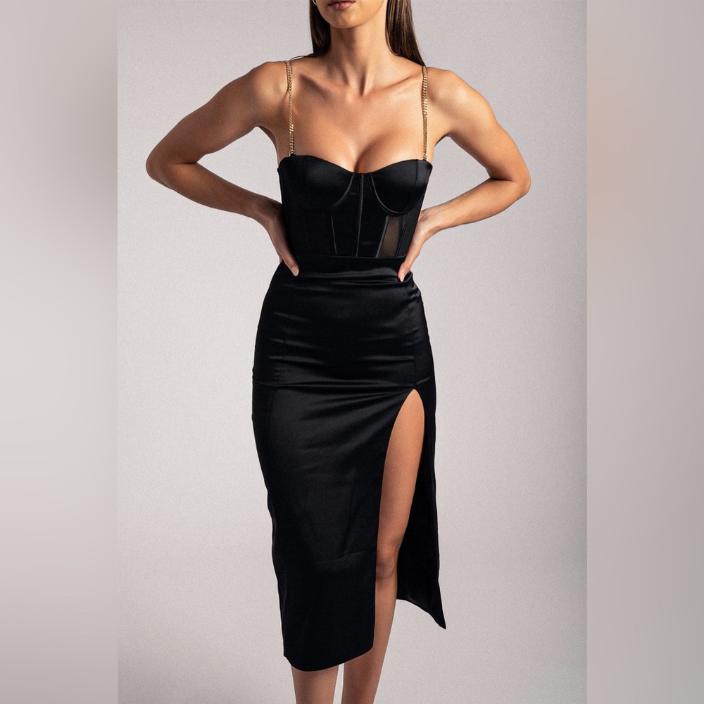MESHKI Talisa Chain Strap Side Split Corset Midi Dress - Black
